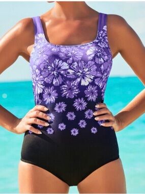 NWT Chlorine Resistant Tank
Style Sporty One Piece
Swimsuits For All size 20